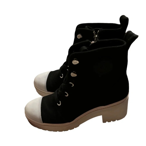 Michael Kors heel boots - Picture 2 of 3